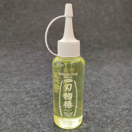Tsubaki (Camilla) blade oil