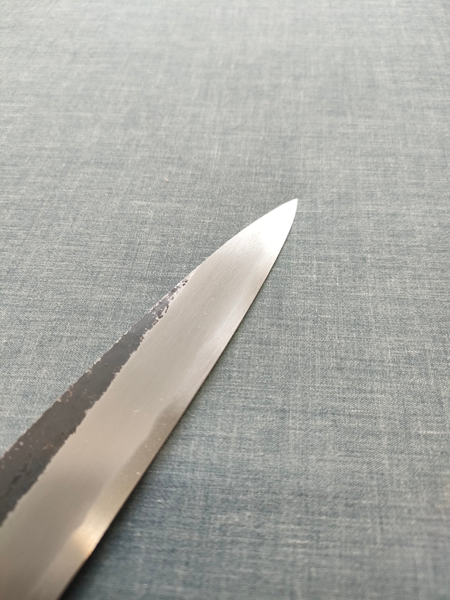 Sakai Kikumori Kikuzuki Kuro Yanagiba 240mm