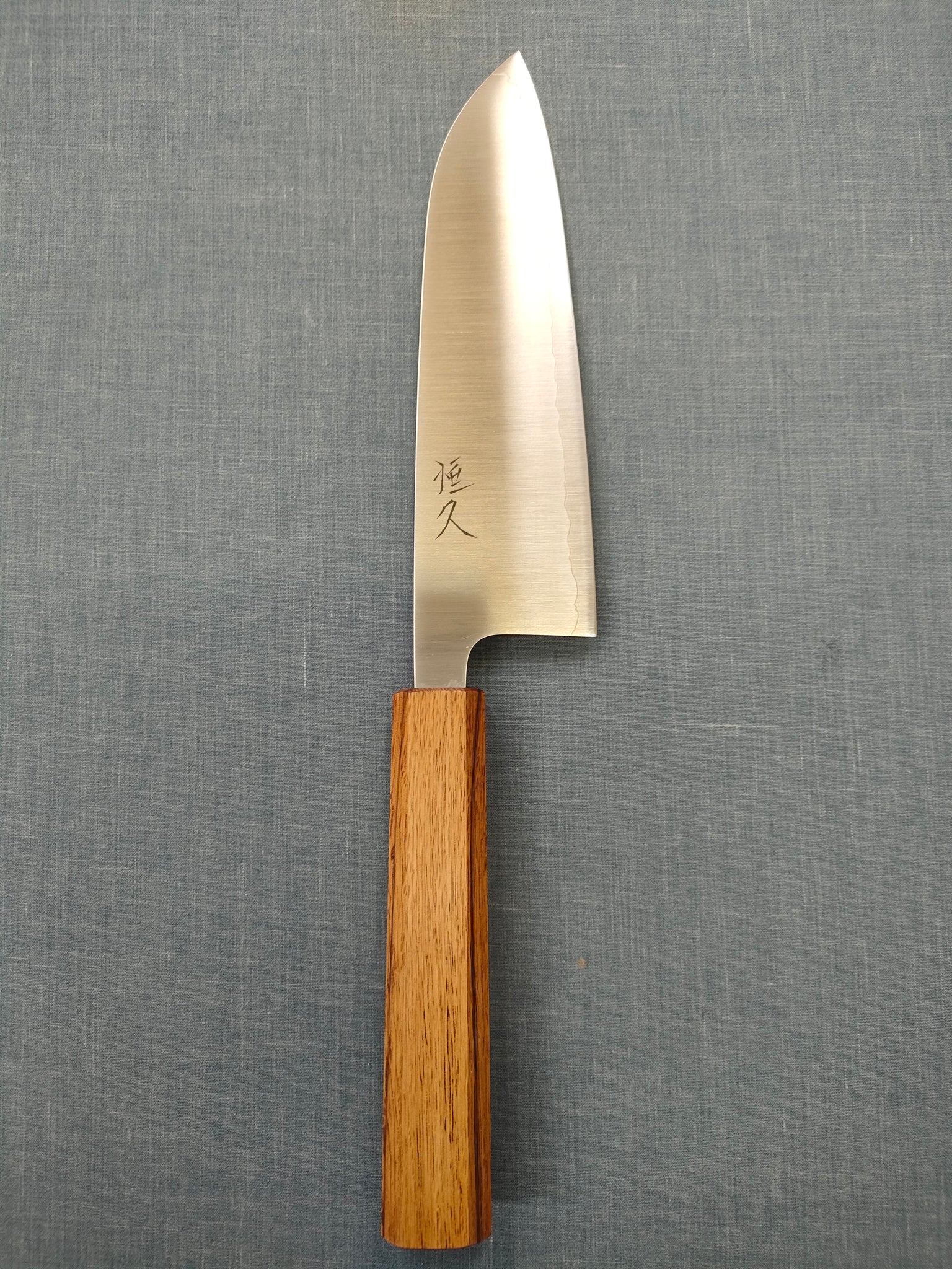 Tsunehisa | Santoku 165mm | 440C | Oak