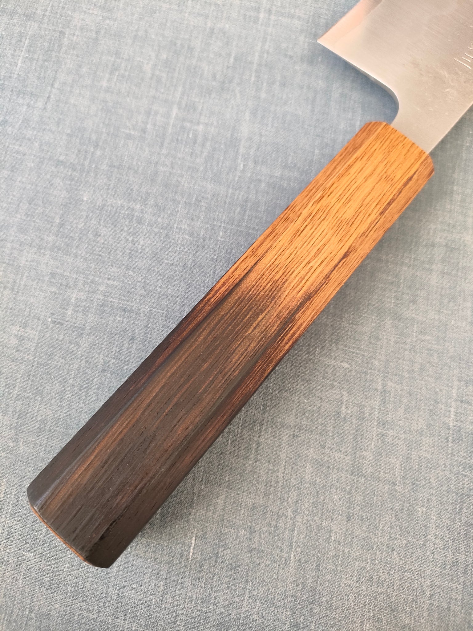 Tsunehisa | Santoku 165mm | Ginsan 3 | Oak Yaki