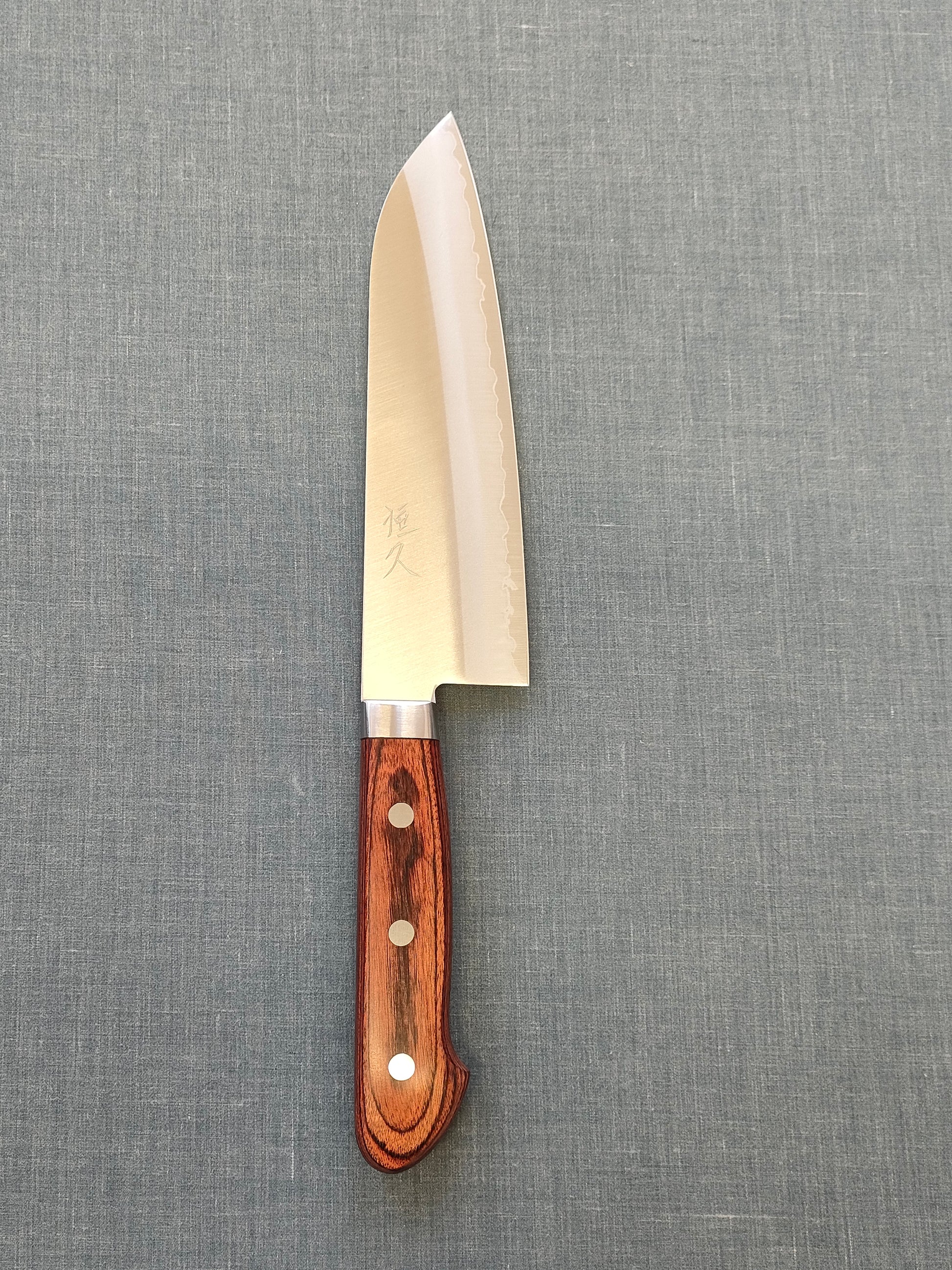 Tsunehisa | Santoku 170mm | VG1 | Brown Pakka