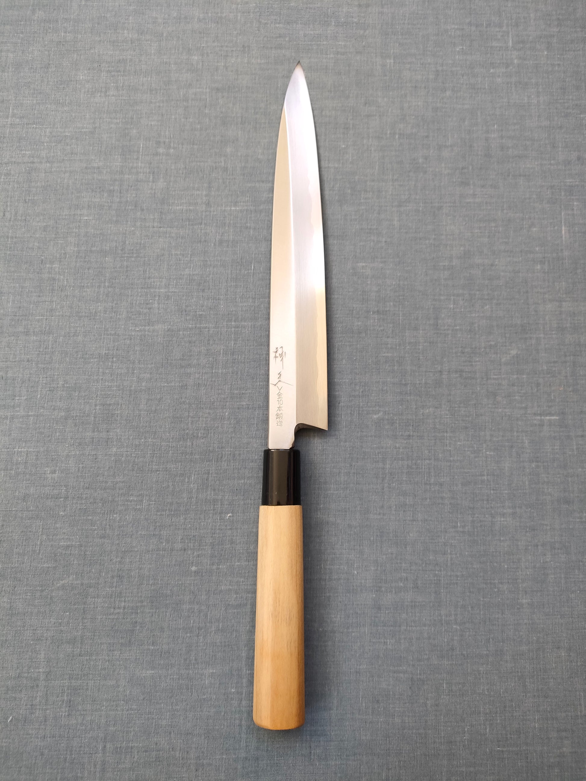 Shin-ou | Yanagiba 240mm | VG10 | Magnolia