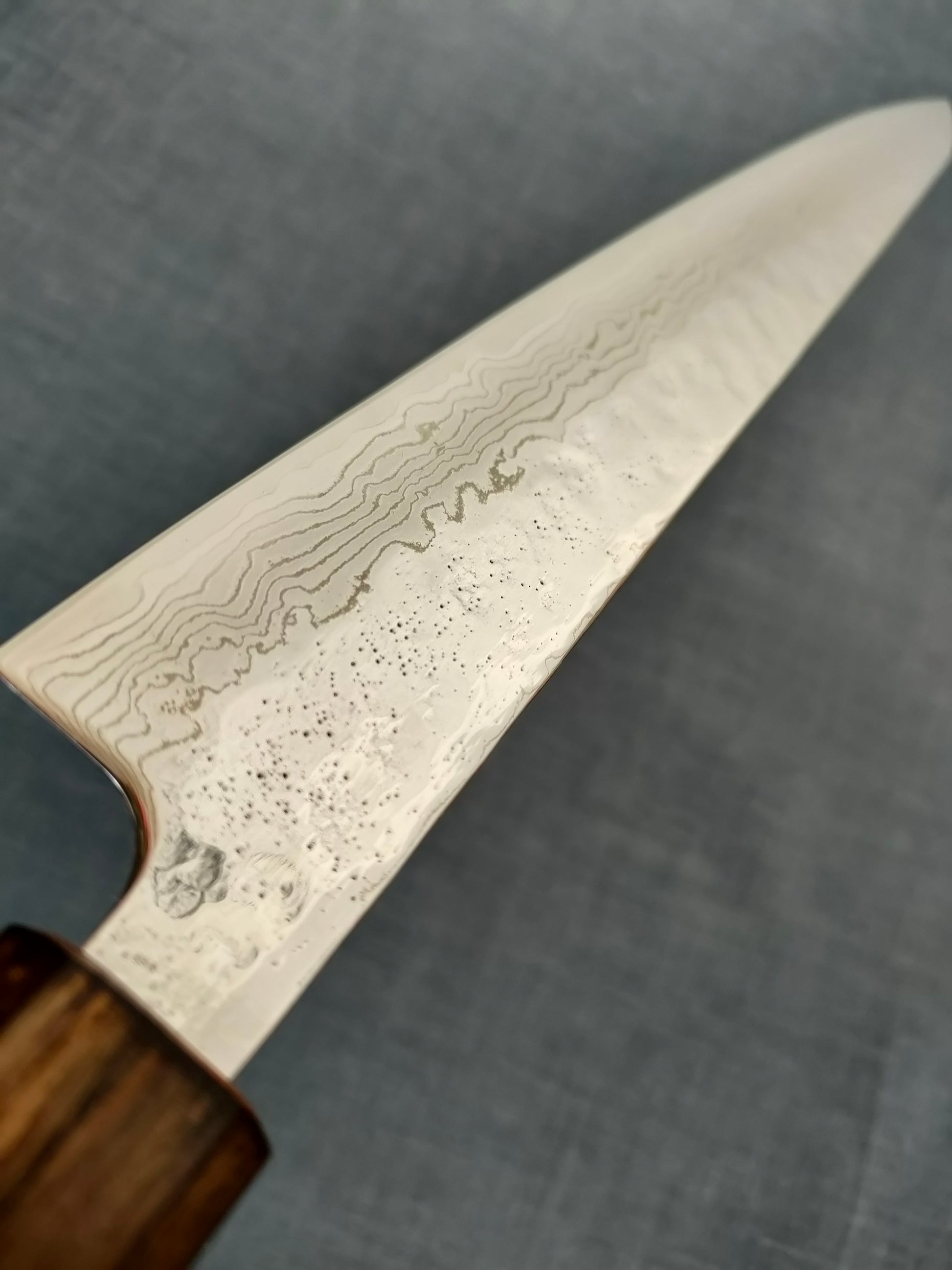 Tsunehisa | 440C Damascus Tsuchime | Sujuhiki 240mm | Oak Baikoku