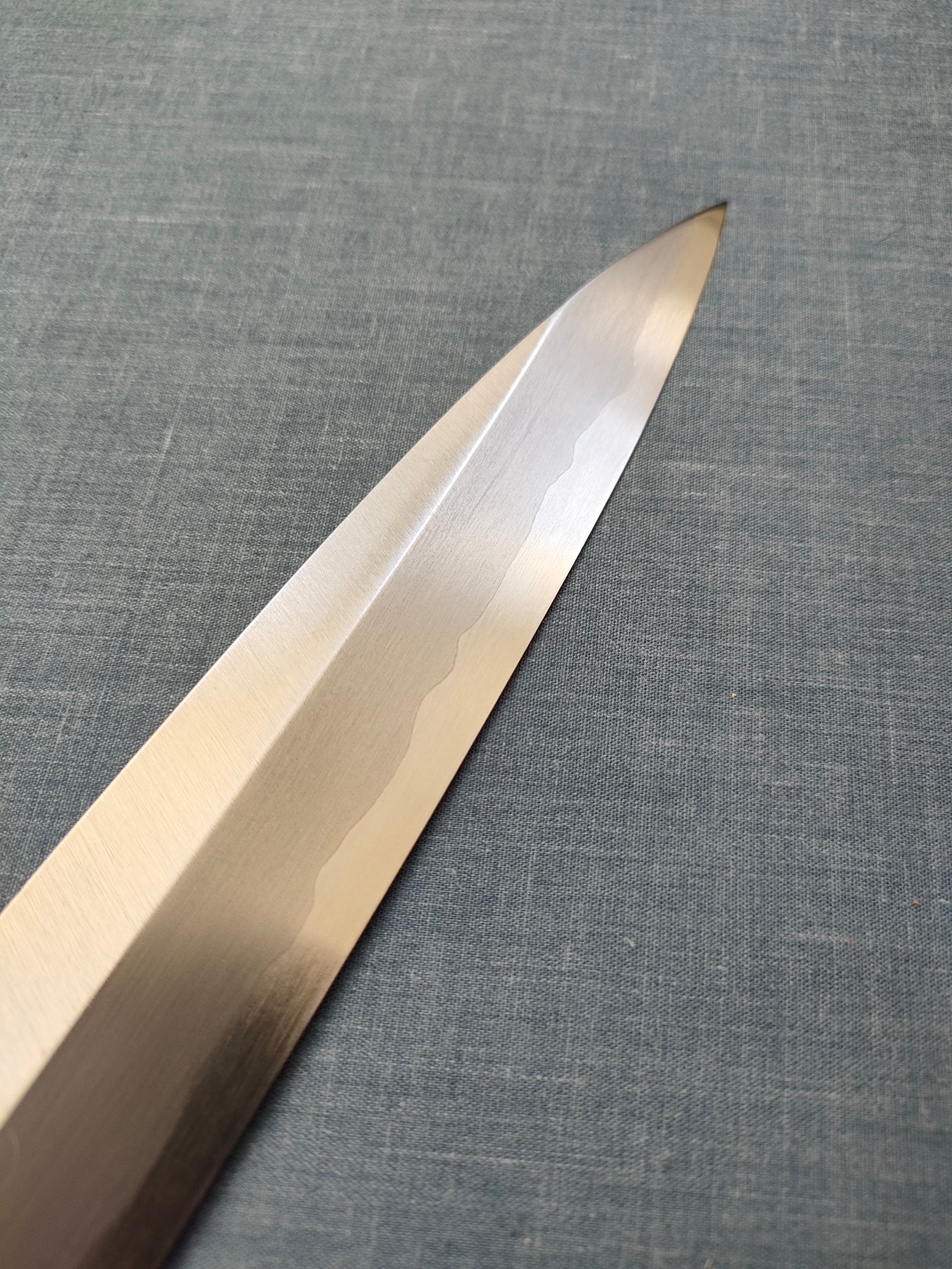 Shin-ou | Yanagiba 240mm | VG10 | Magnolia